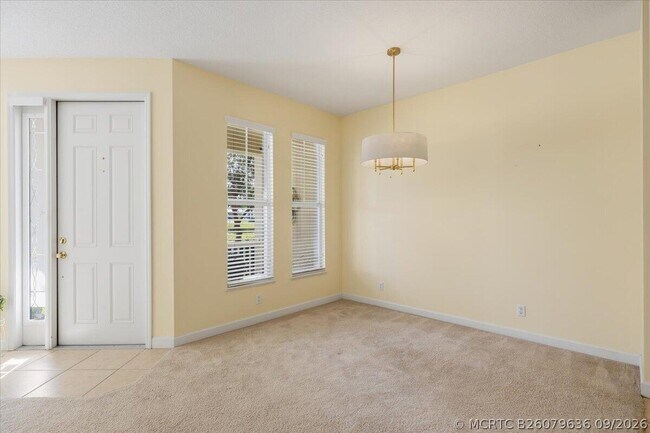 Building Photo - 10663 SW Cam Run