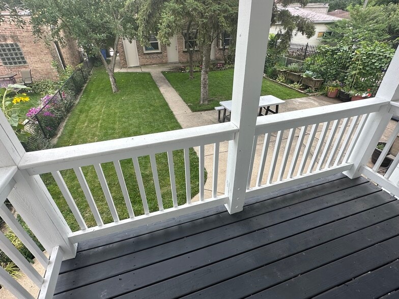 Apartment Back Porch - 2733 W Ainslie St
