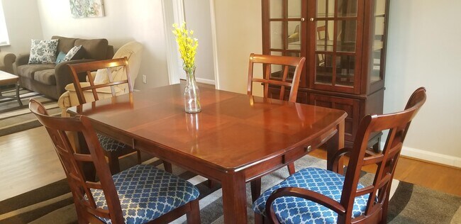 Building Photo - 4344 Clifford Rd