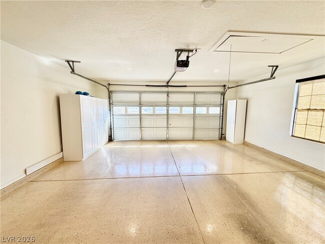 Building Photo - 5269 Crooked Valley Dr