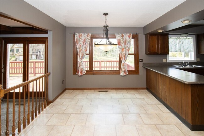 Building Photo - 18038 Heritage Trail