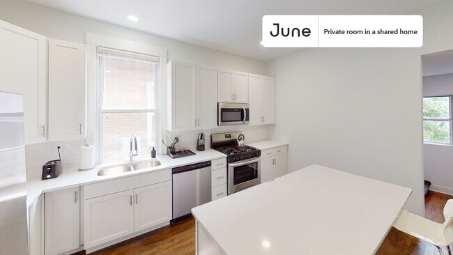 Building Photo - Room in Shared 4 bed/2 bath home