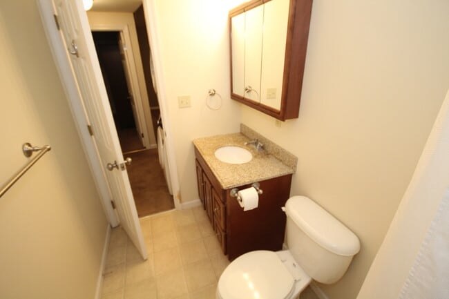 Building Photo - Beautiful Updated little rancher with nice yard!