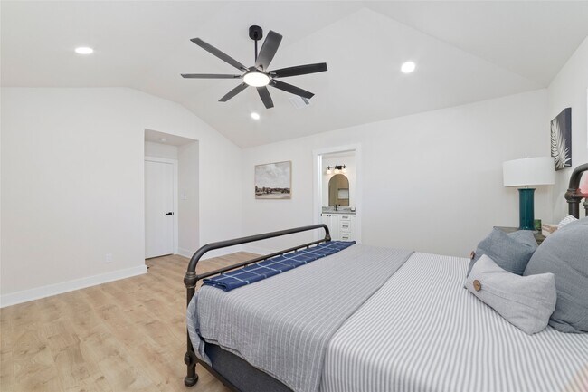 Building Photo - 9902 Hornpipe Ln