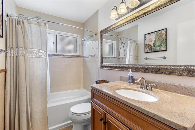 Building Photo - 6190 36th Ave N