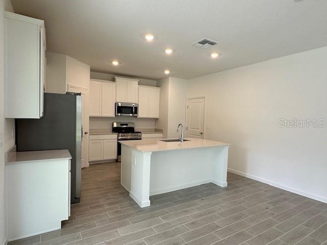 Building Photo - 4012 NE 30th Ter
