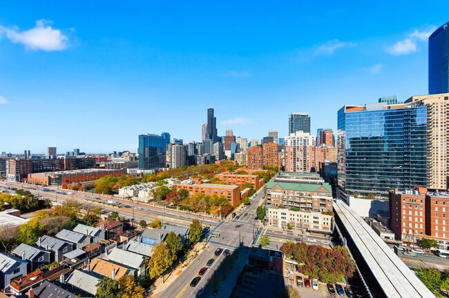 Building Photo - 1255 S State St