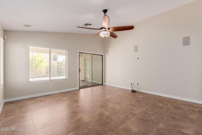 Building Photo - 2605 East Charlotte Dr