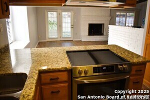 Building Photo - 6819 Heatherbrook