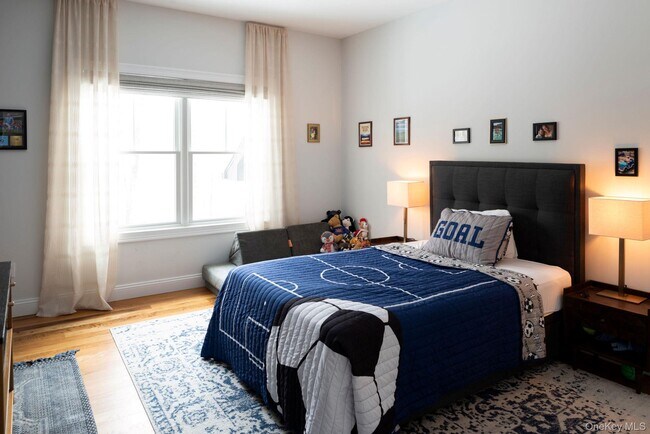 Building Photo - 46 Will Tremper Dr