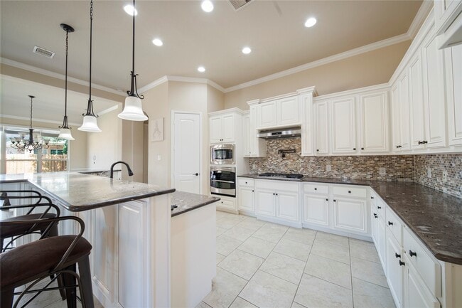 Building Photo - 26946 Carmel Falls Ln