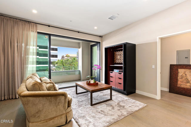 Building Photo - 388 Cordova St