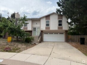 Building Photo - Single Family Home