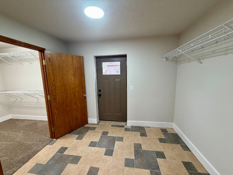 Building Photo - 401 3rd St