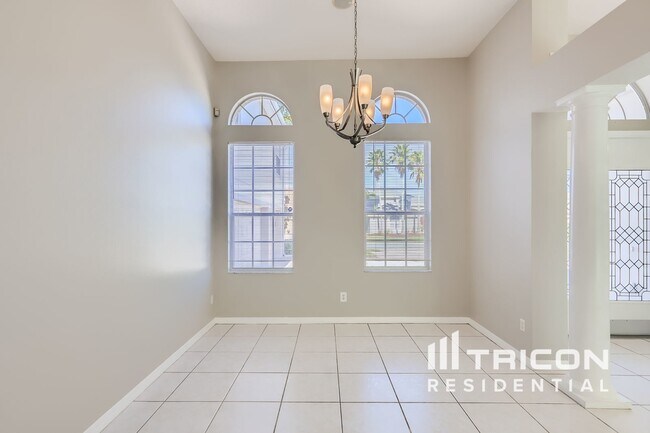 Building Photo - 14682 Braddock Oak Dr