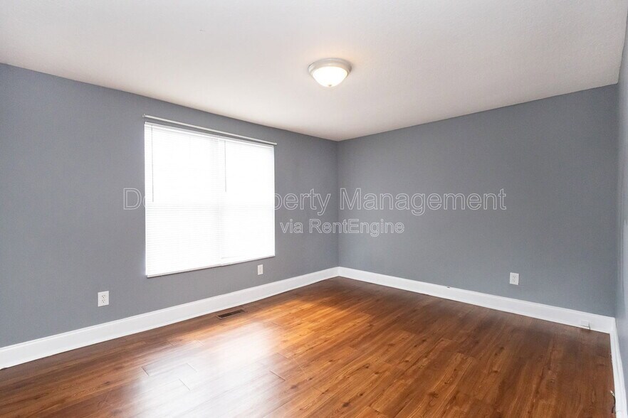 Building Photo - 1707 Kirby Ave