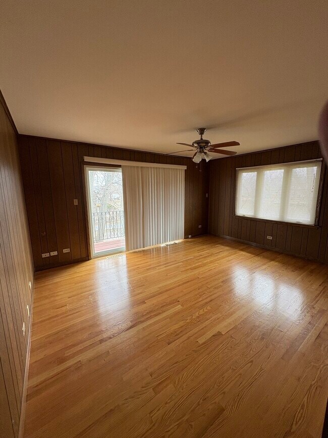 Building Photo - 1800 Montgomery Ct