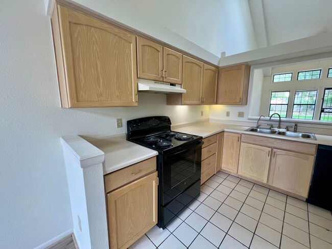 Building Photo - Town for Rent in Battlement Mesa