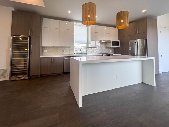 Primary Photo - 3 BR / 3.5 Bath Renovated Town-House in Pr...