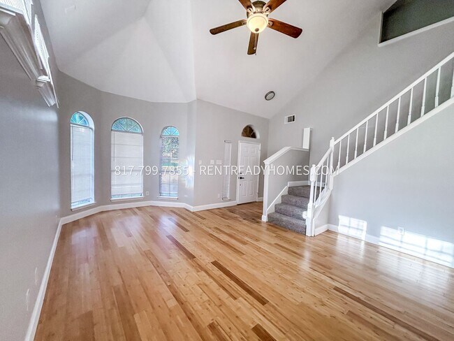 Building Photo - 937 Grasswood Dr