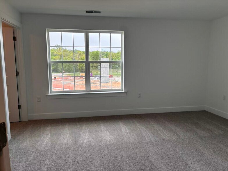 Building Photo - 5302 Mary Ashby Way
