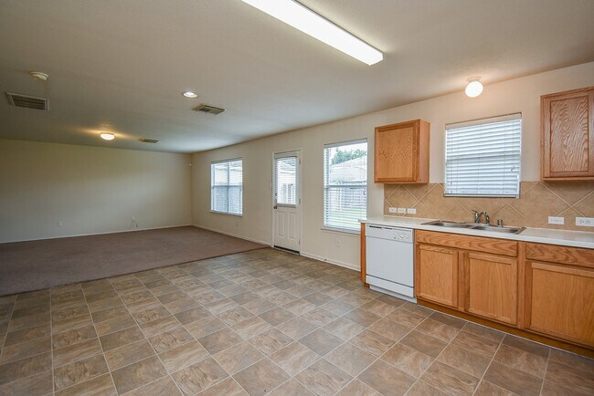 Building Photo - 18214 Olive Leaf Dr