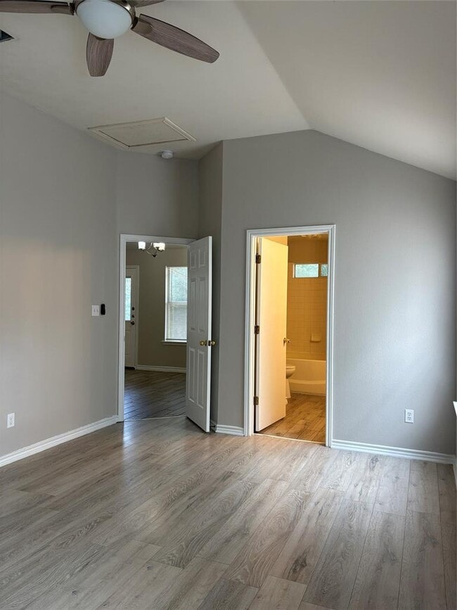 Building Photo - 2405 Wisteria Way
