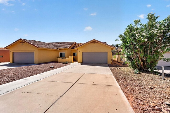 Building Photo - 12213 N Chama Dr