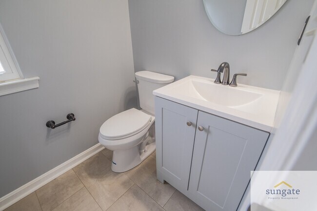 Building Photo - 113 Brightwater Dr