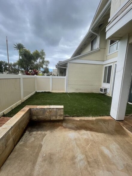 Building Photo - 91-962 Laaulu Street, 38A