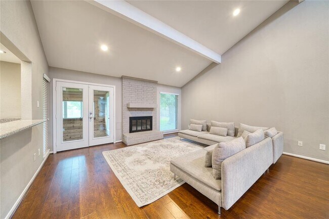 Building Photo - 7903 Portal Dr