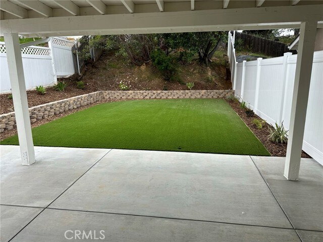 Building Photo - 1155 Currier Ave