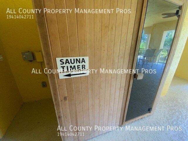 Building Photo - 5600 Bentgrass Dr
