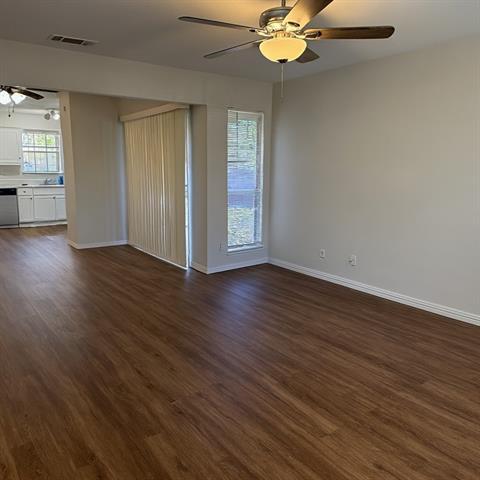 Building Photo - 3518 Jewel St