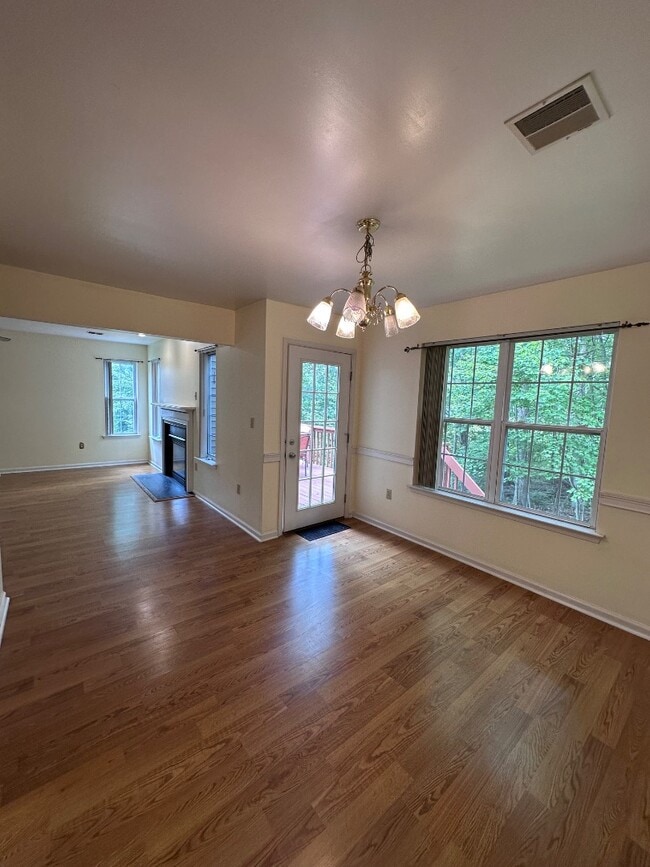 Building Photo - 11 Sand Hollow Dr