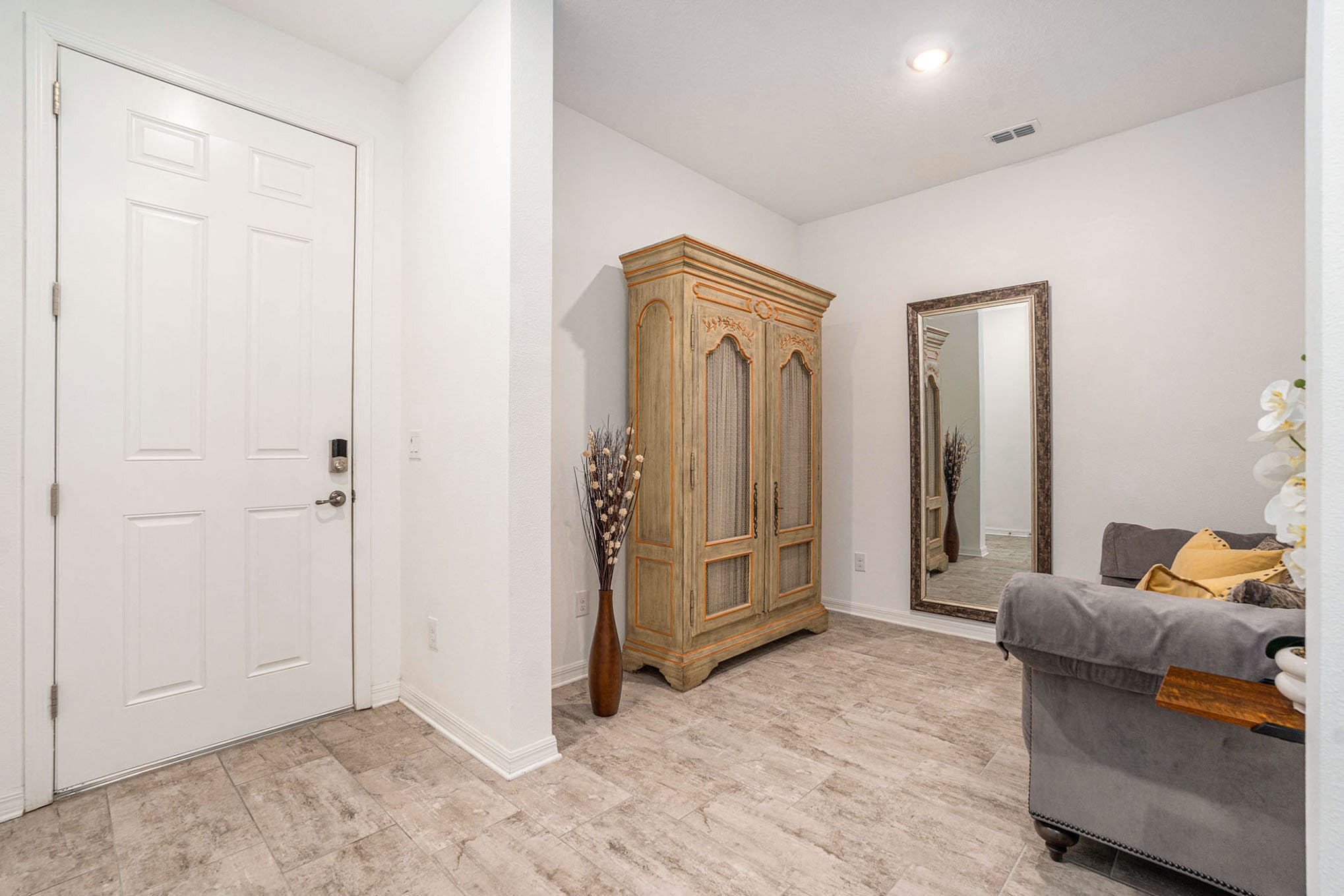 Building Photo - 1105 Lady Gouldian Ct
