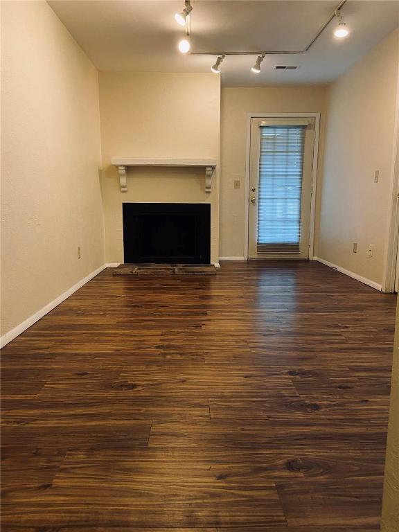 Building Photo - 122 Ashley Dr