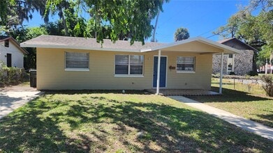 Building Photo - 565 3rd Ave