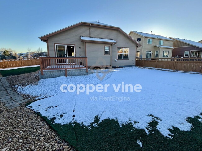 Building Photo - 5189 Thistle Dr