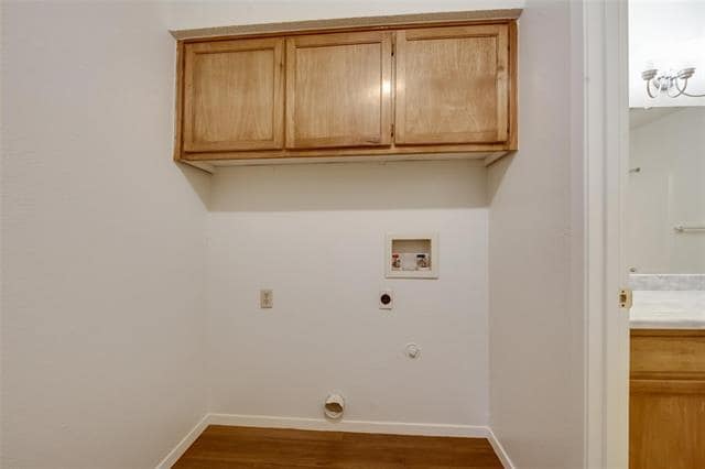 Building Photo - 5816 Tinsley Dr