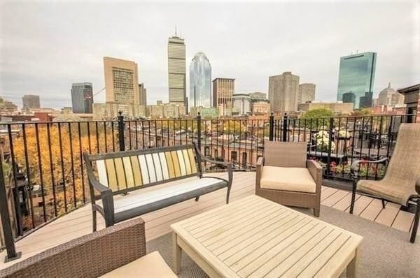 Building Photo - 529 Columbus Ave