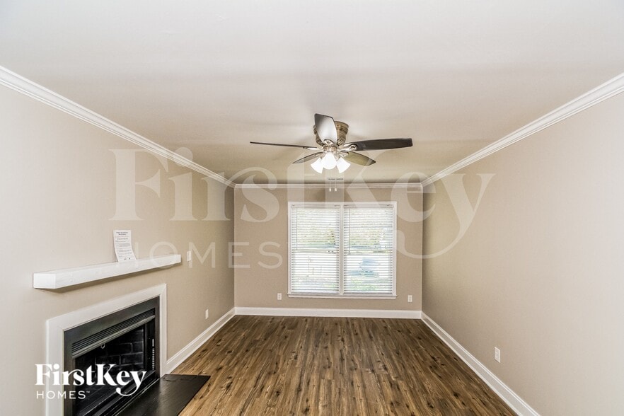 Building Photo - 701 Whitby Ct