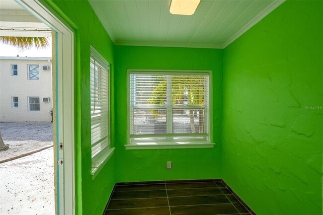 Building Photo - 115 145th Ave