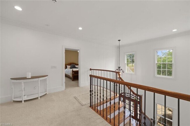 Building Photo - 7517 Henson Forest Dr