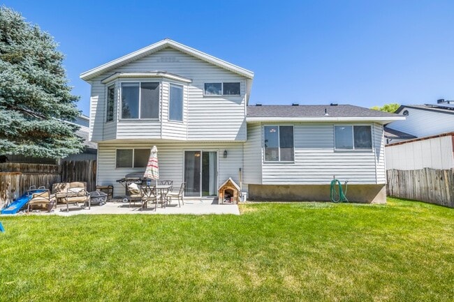 Building Photo - 4113 Cheltonham Way