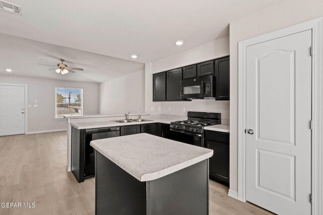 Building Photo - 14541 Faxon Yucca