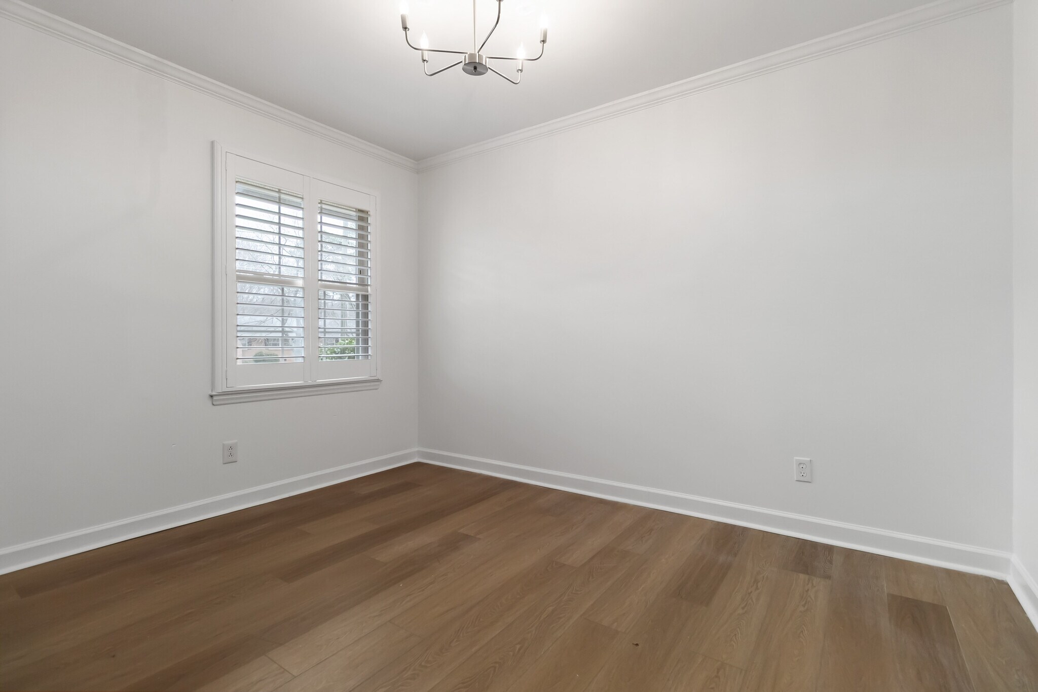 Building Photo - 405 Hillcrest Dr