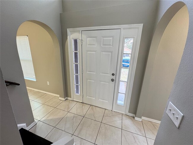 Building Photo - 10 Sawfish Ln