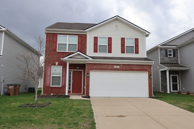 Building Photo - 1899 Lakecrest Dr