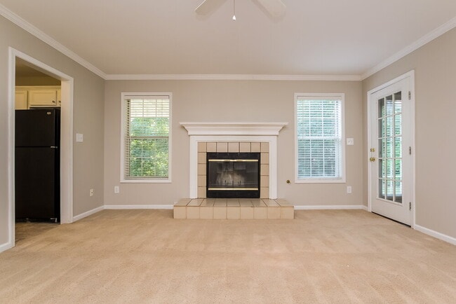 Building Photo - 7245 Carter Ct